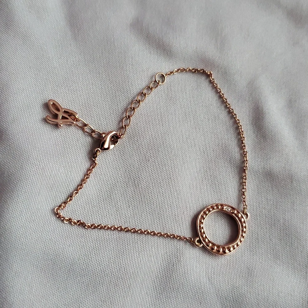 Rose Colored Bracelet NWOT